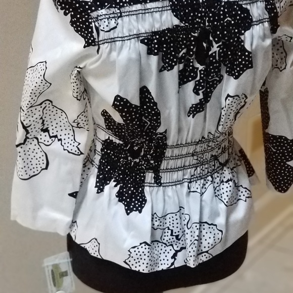 Jacket - Picture 2 of 7